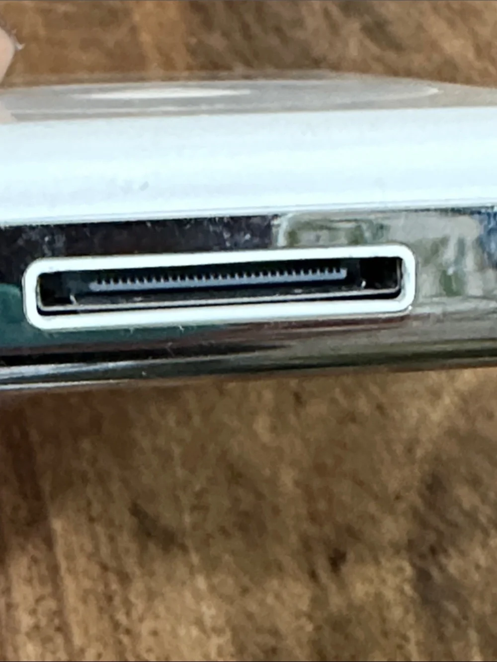 Apple iPod Classic 4th Generation White HP Logo Model MP7001 As Is Parts Only